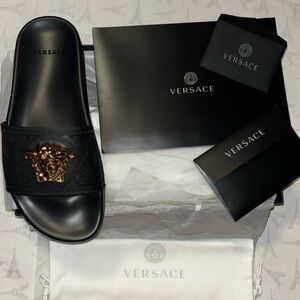 NEVER WORN Versace Palazzo Slides